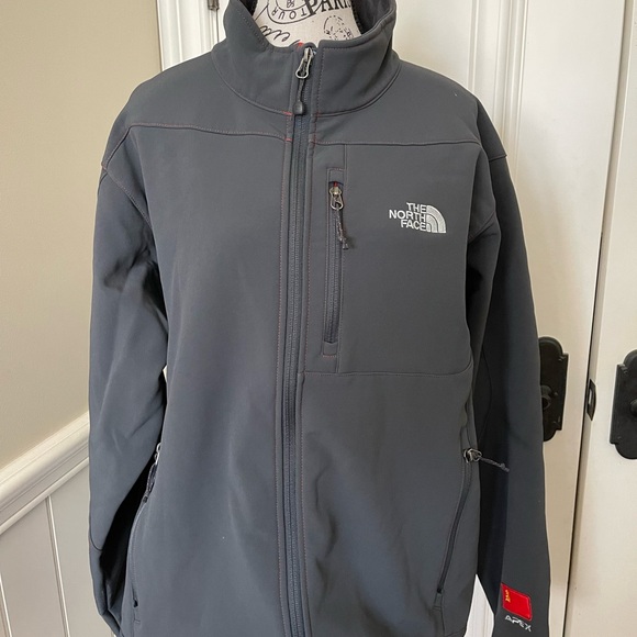 The North Face softshell jacket - 7 summits project 2006 - Picture 3 of 7